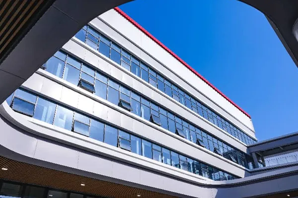 Are Sandwich Panels Suitable for Extreme Weather Conditions?